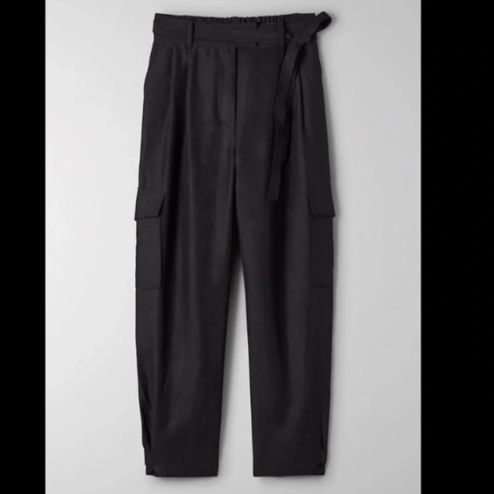 Aritzia Wilfred Kafka Belted Linen Cargo Pants High Rise Cropped